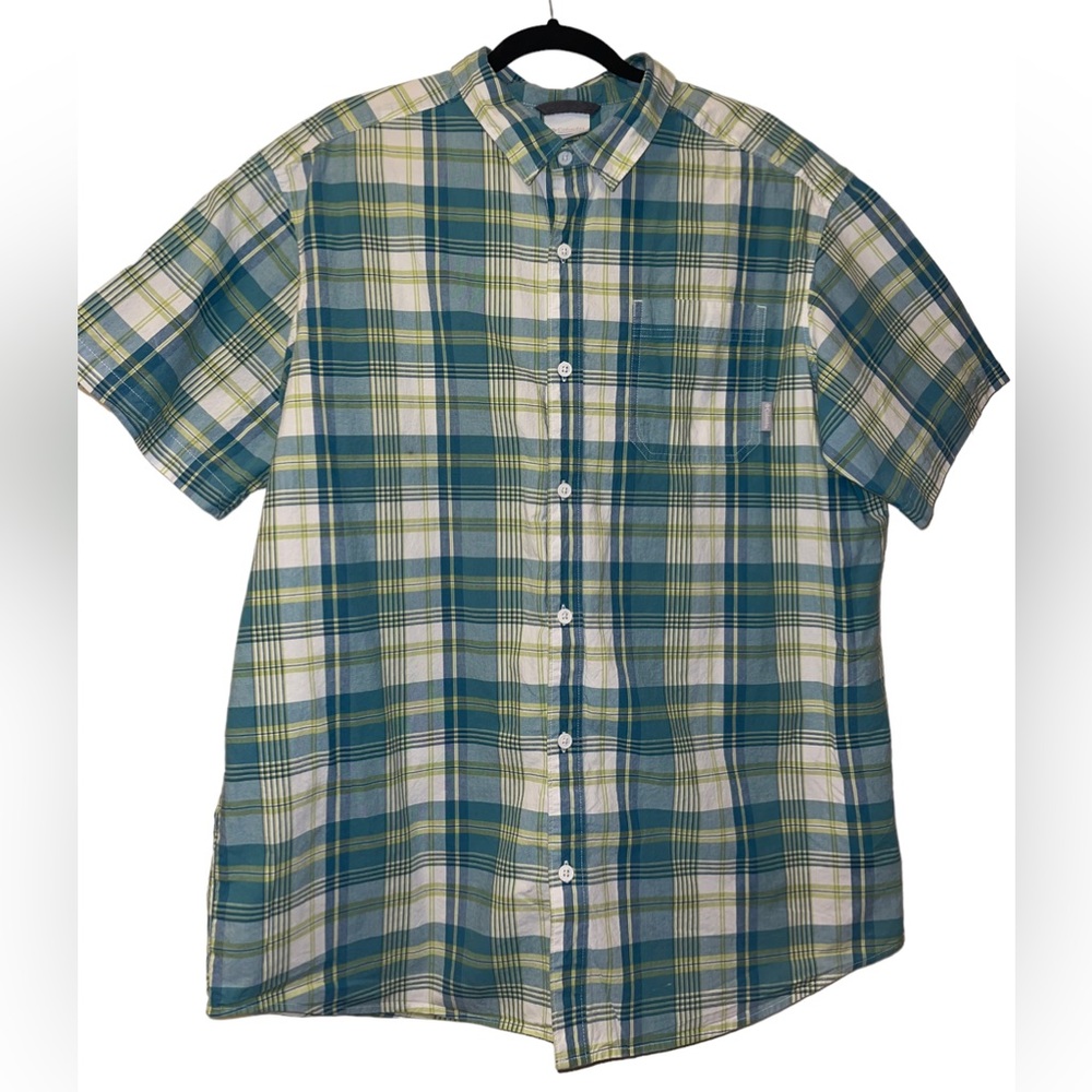 Columbia Lightweight Men’s button down collared plaid shirt - XL